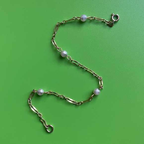 [Vintage] 14K Gold Pearl Station Bracelet - Picture 2 of 5